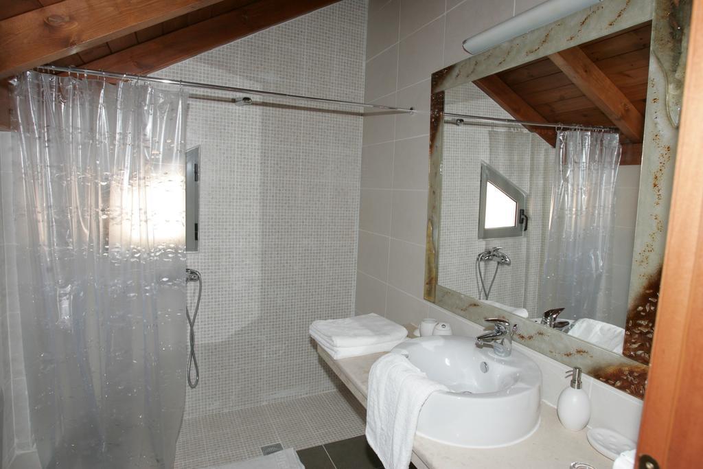 Erofili Villas Lourdata  Room photo